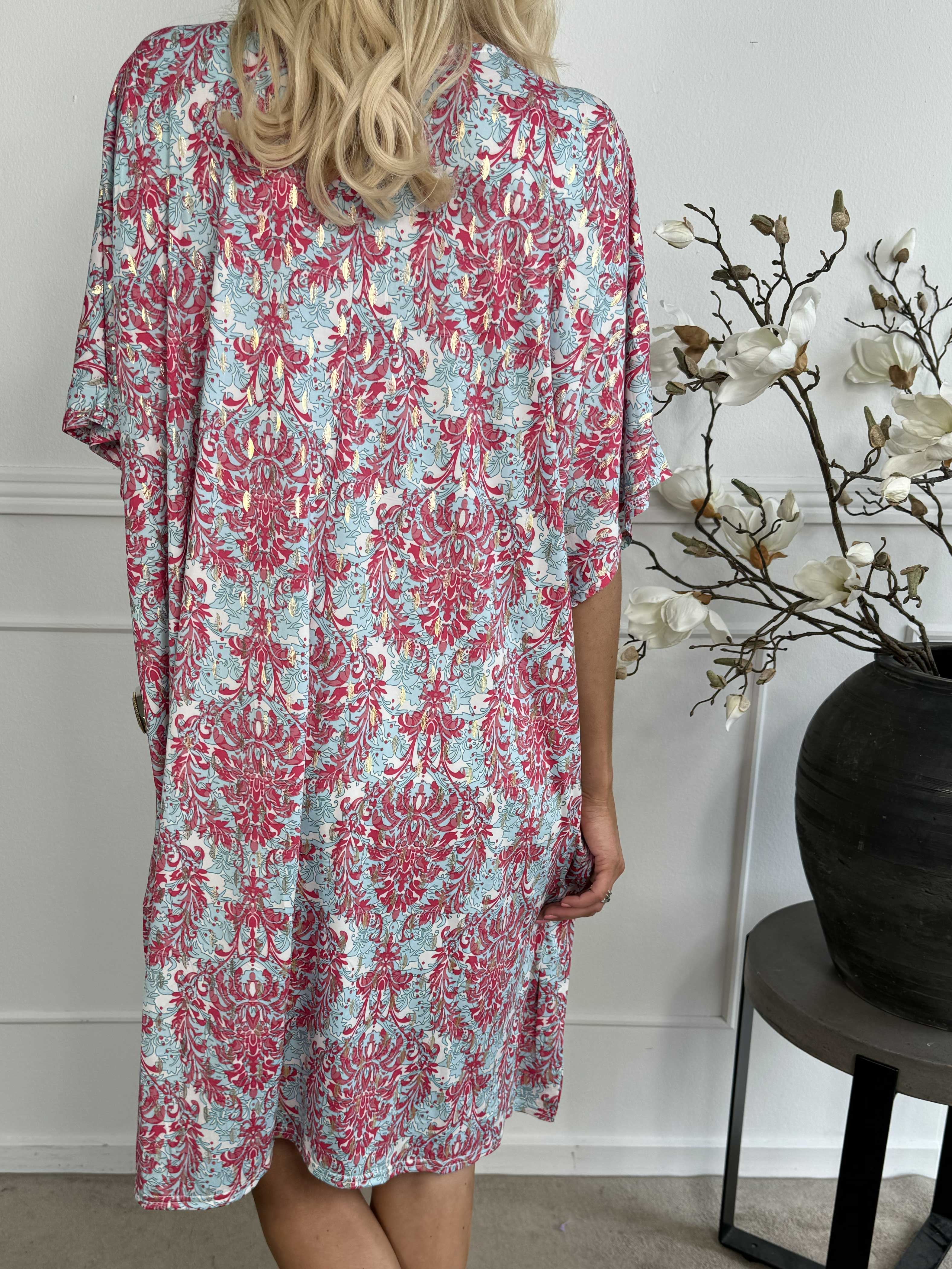 Azmina Royal - Tunikaklänning i lös passform med resår